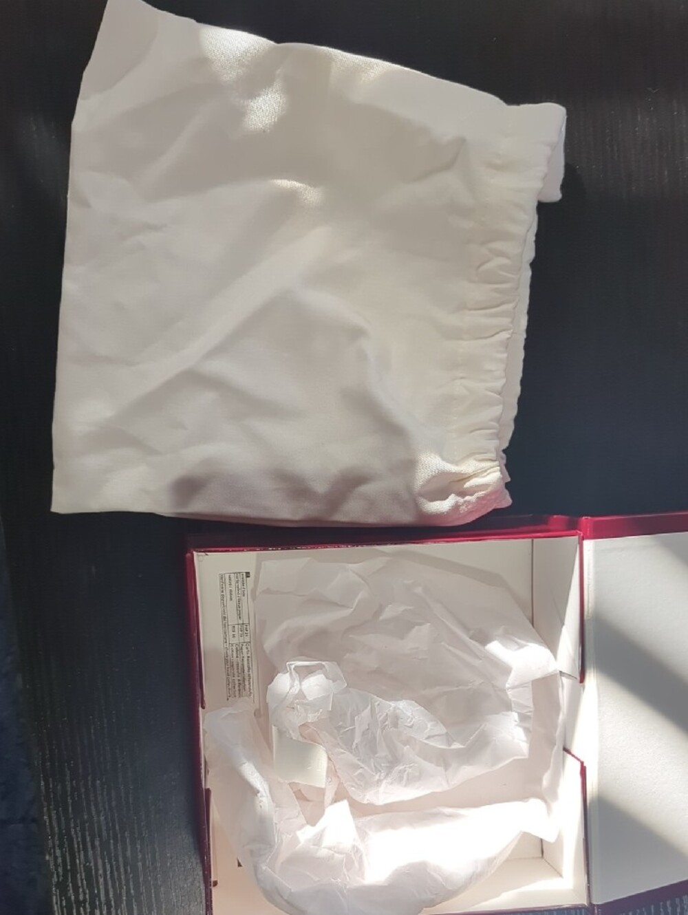 Gucci Red Logo Accessory Box - Picture 3 of 5